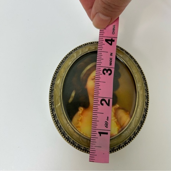 FSG Victorian Lady Enameld Trinket Box handmade - Picture 12 of 12